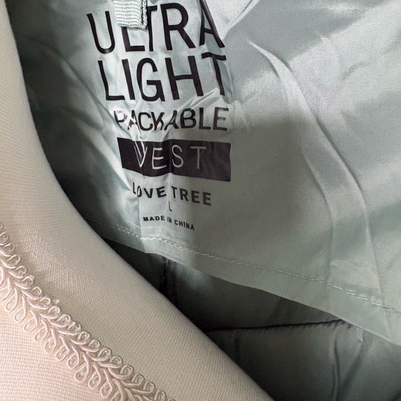 Love Tree Light Gray Puffer Vest Large Zipper Pockets - Picture 8 of 8